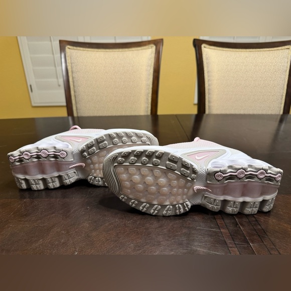 New Nike Air Max DN Pink White Sneaker Shoes Size US 6Y / 7.5 W - Picture 14 of 16